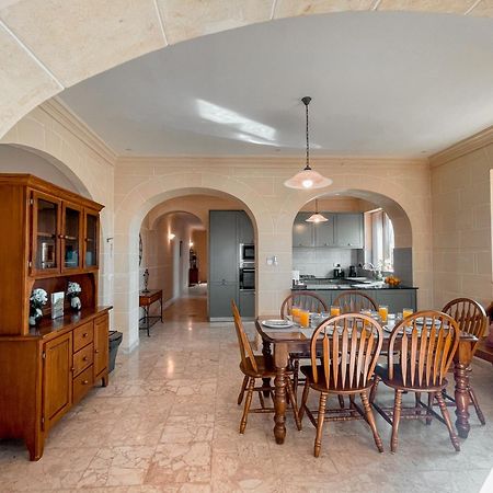 Villa Fieldend - Gozo Holiday Home Għarb Eksteriør bilde