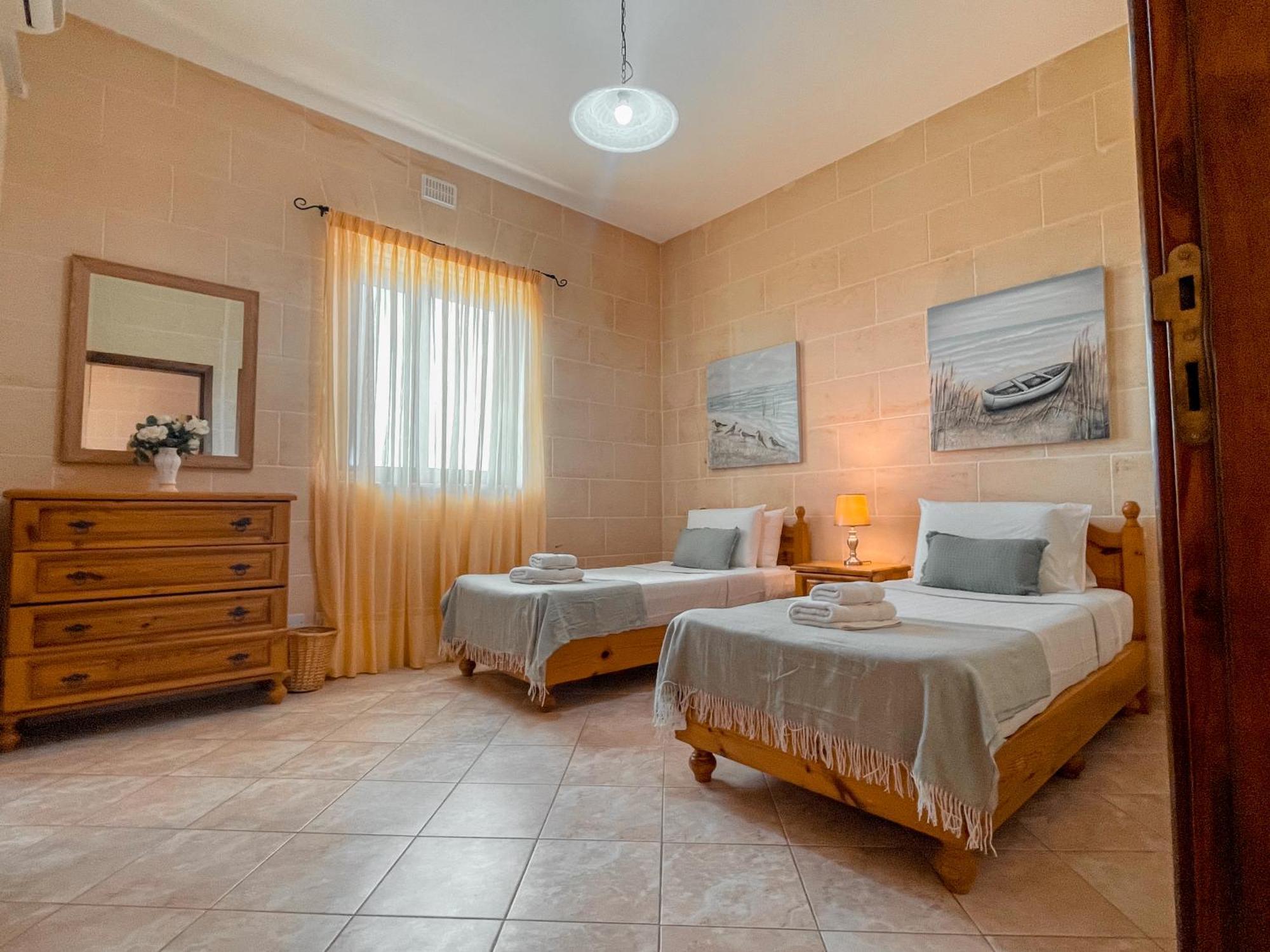 Villa Fieldend - Gozo Holiday Home Għarb Eksteriør bilde