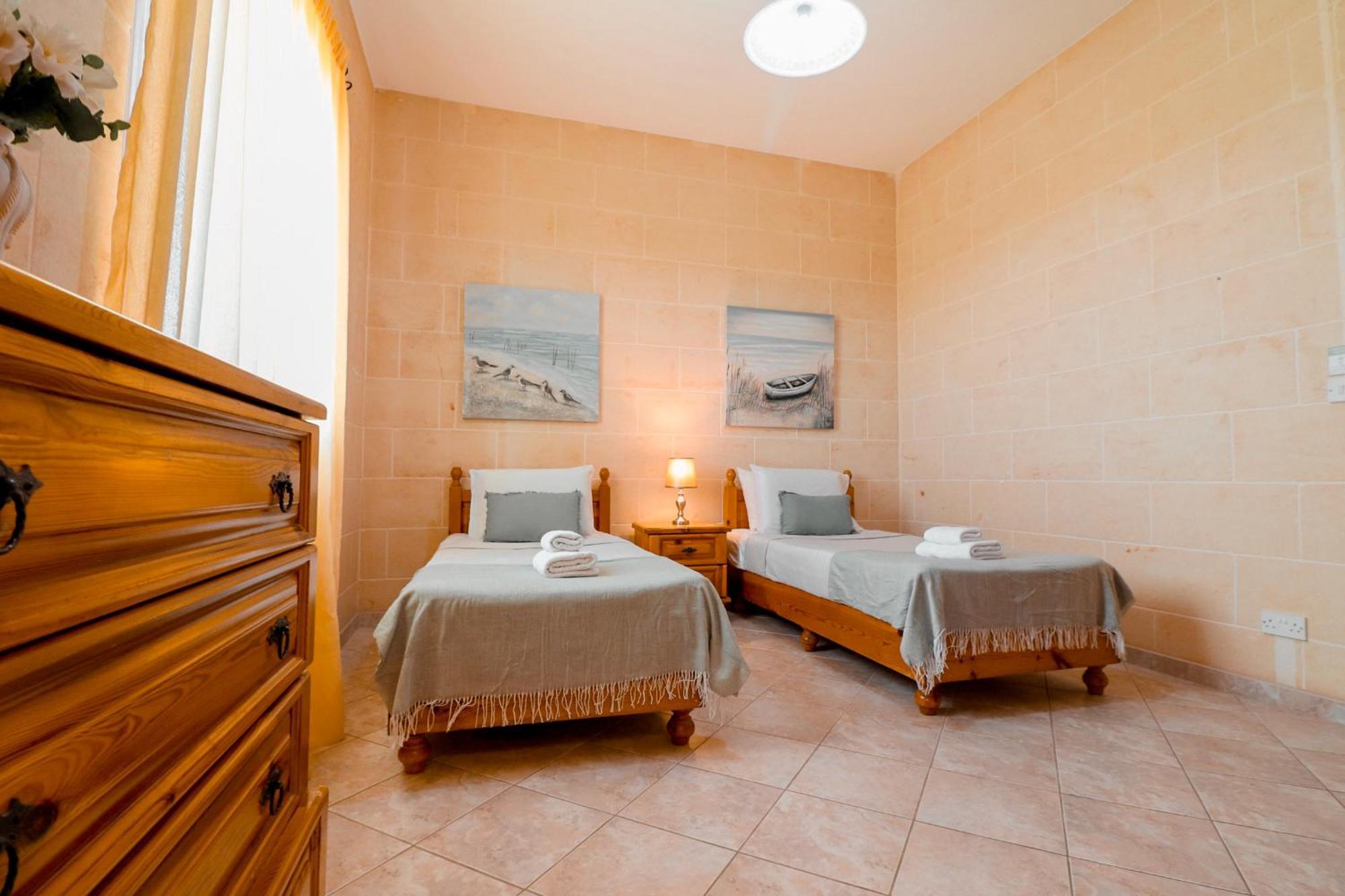 Villa Fieldend - Gozo Holiday Home Għarb Eksteriør bilde